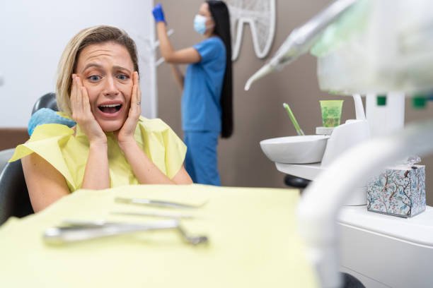 Best Urgent Tooth Repair  in Lakeport, CA